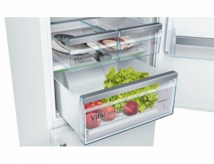 Холодильник з нижньою морозильною камерою BOSCH KGN 39 AW 35