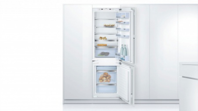 Вбудований холодильник BOSCH KIN86AFF0
